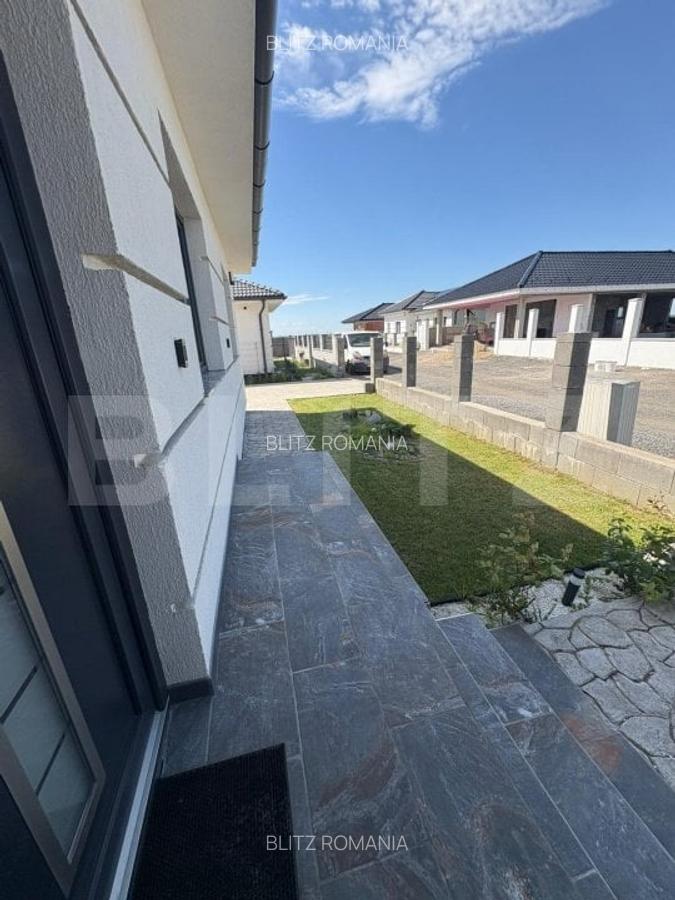Casa moderna, de vanzare, cu 4 camere, 118 mp, zona Lucian Blaga - 2