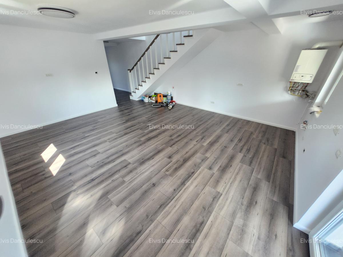Casă cu 4 camere în Moșnița Nouă - 12