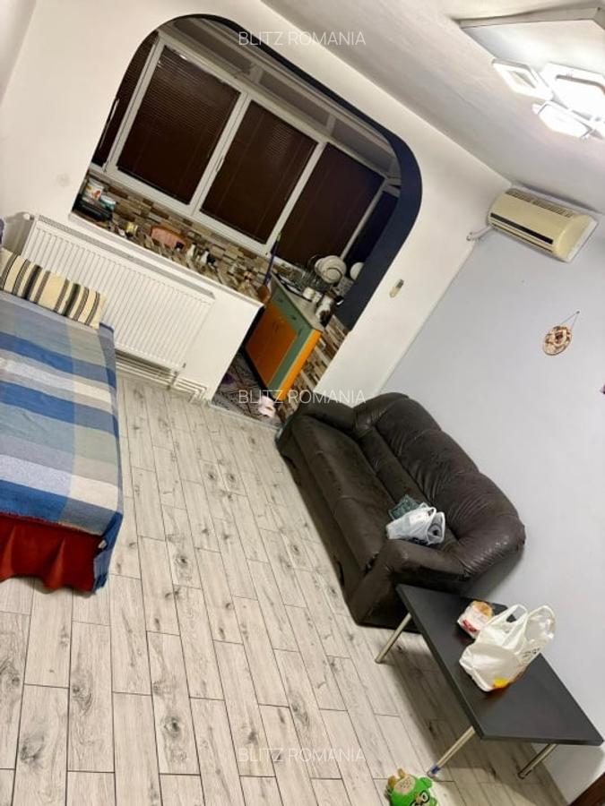 Apartament 3 camere, 60 mp, zona Piata Centrala - 4