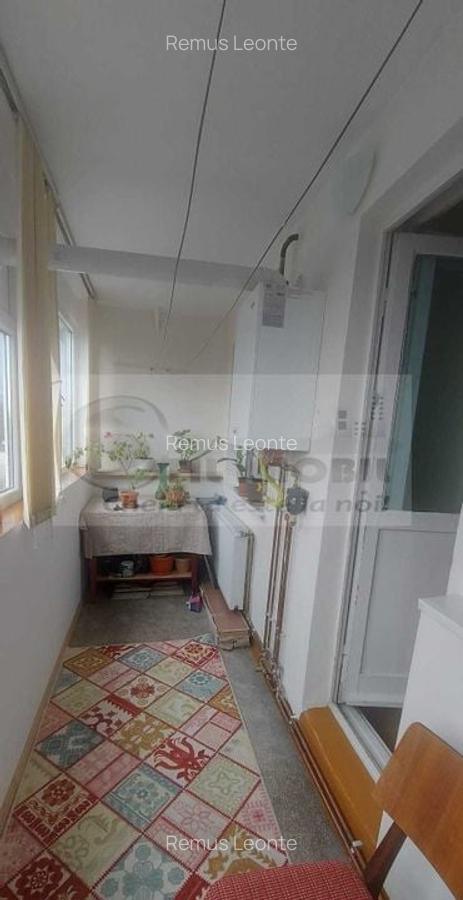 De inchiriat apartament cu 2 camere, sd - Tatarasi - etaj 6/10 - 400 e - 8