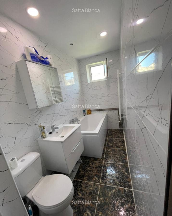 Apartament de vanzare renovat recent - 3
