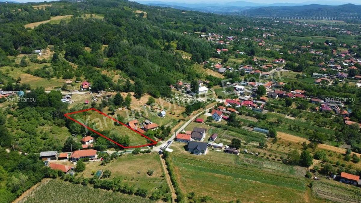 Teren de vanzare in comuna Poienarii de Arge?, sat Poienari, jude? Arge?. - 6