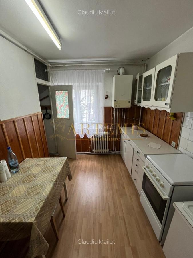 Apartament 3 camere, decomandat , strada Garoafei - 3