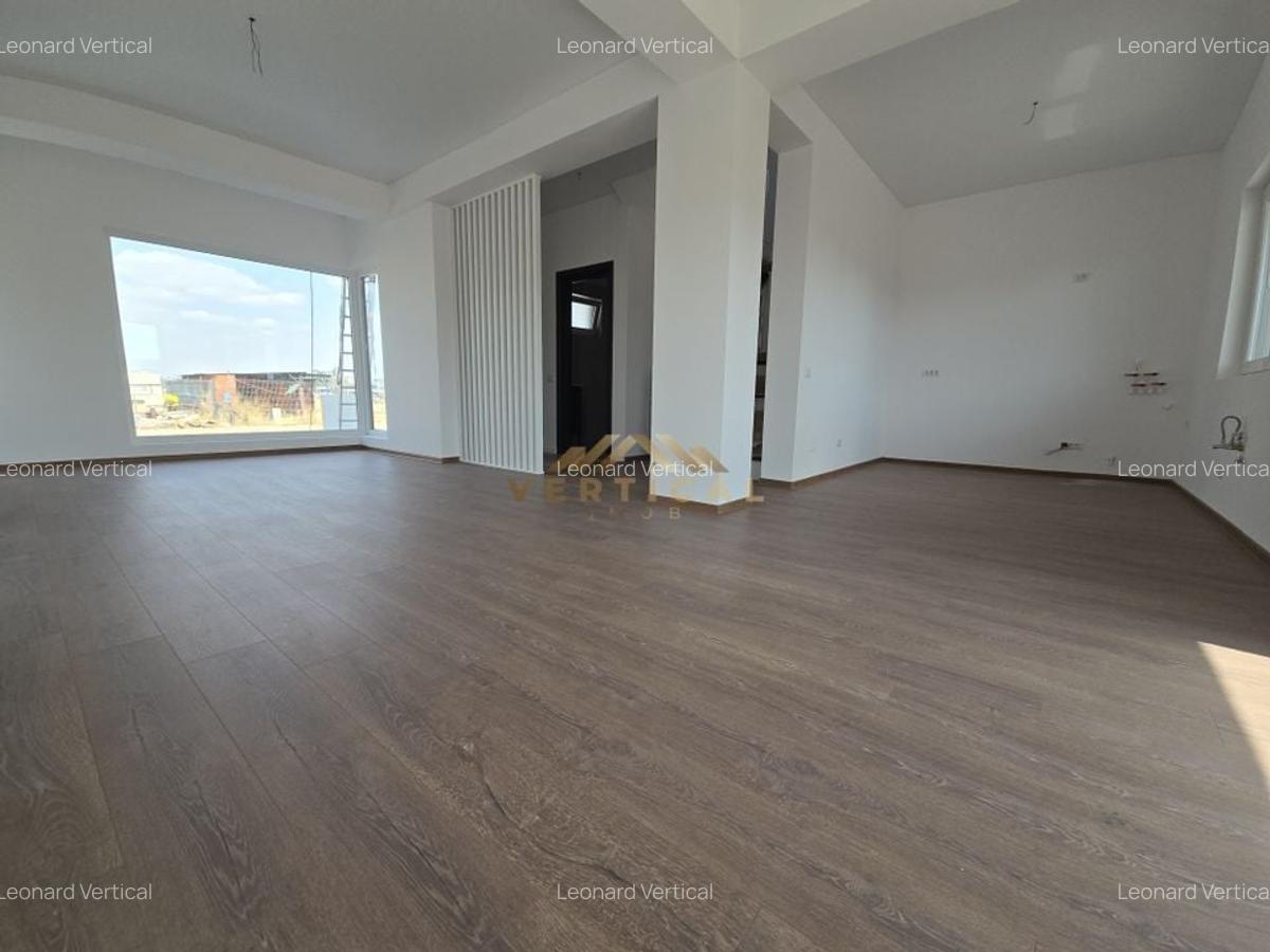 Vila 4 Camere / Posibilitate rate / Berceni Mega Parc - 4