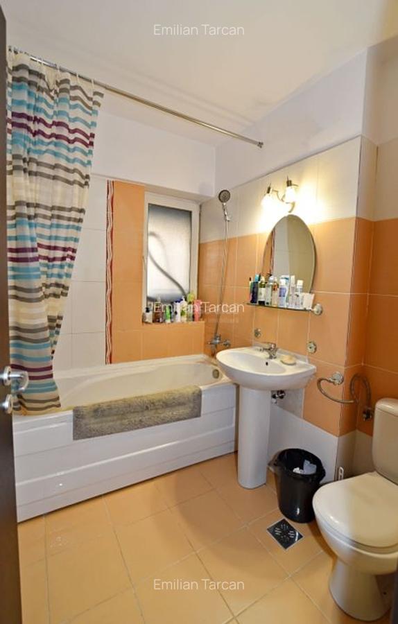Apartament cu 4 camere decomandat, mobilat în Podul de Fier - 5