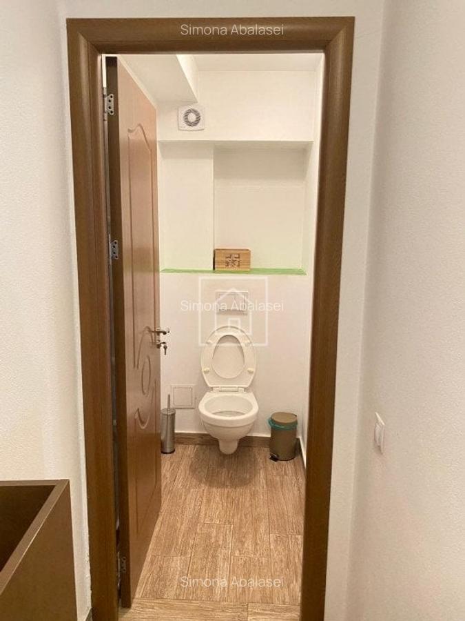 Spatiu comercial modern 40 mp cu baie proprie zona Centrala - 8