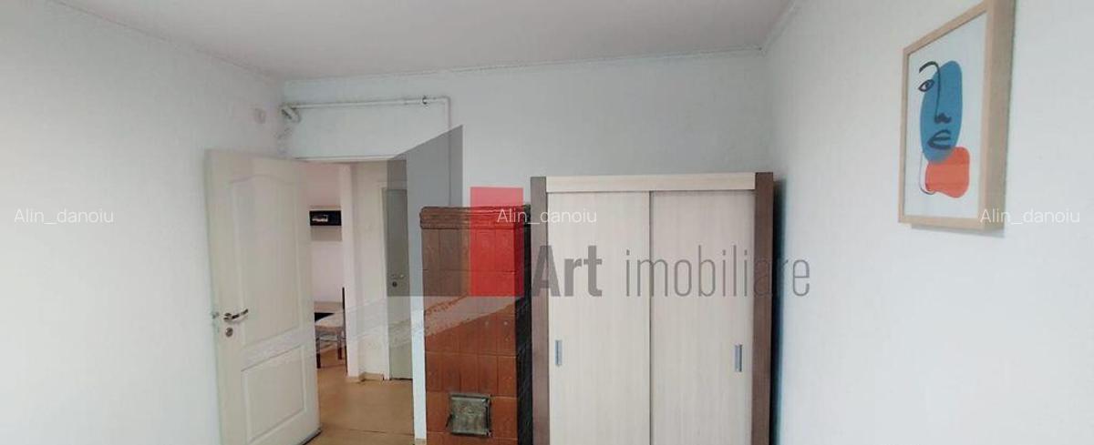 Apartament de vanzare cu 2 camere in zona Pajura. - 11