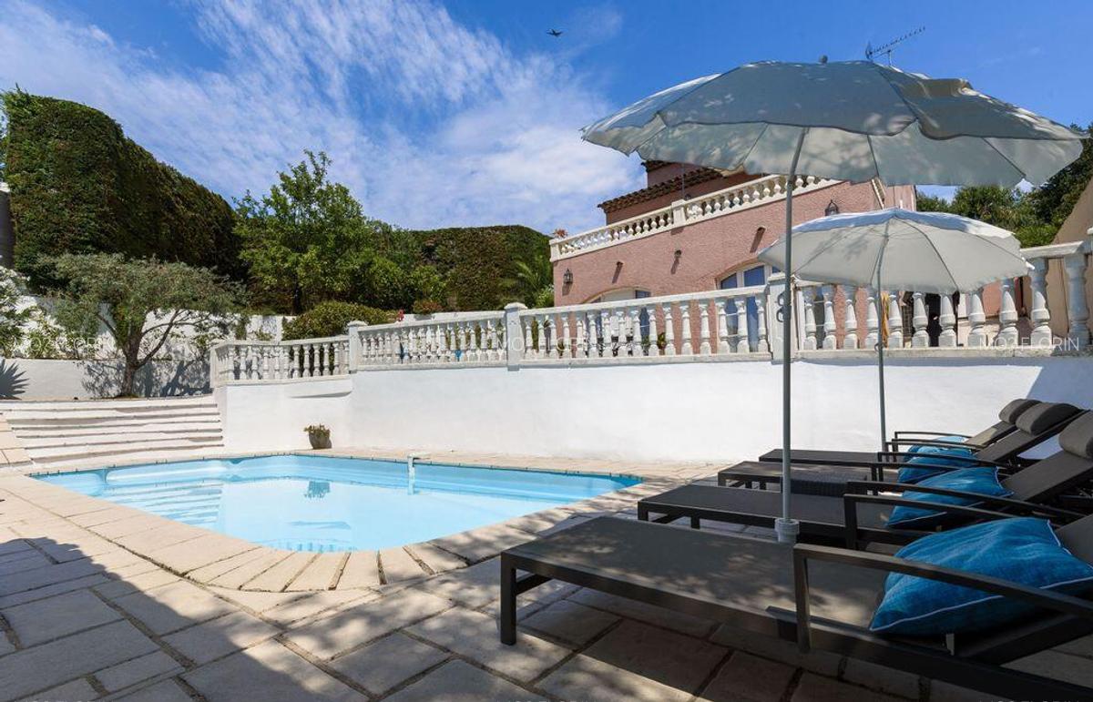 Vila fermecatoare la 25 minute de Cannes - 1