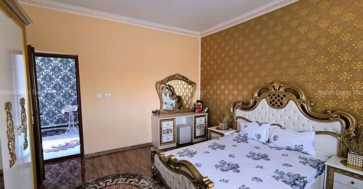 Medgidia | Casa cu 5 camere spa?ioasa - 11