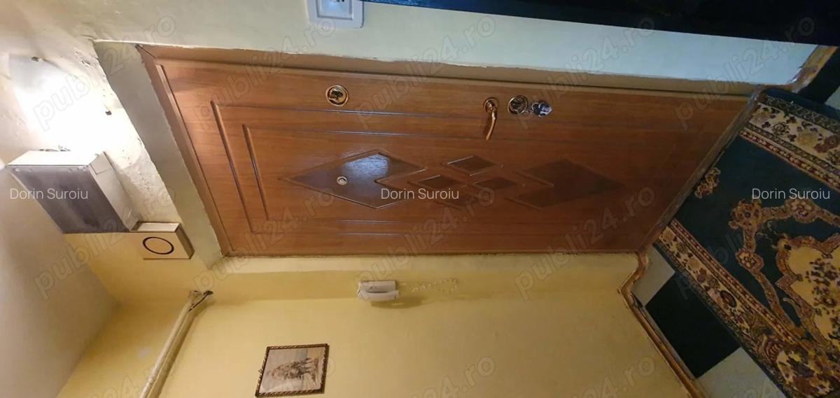 De vanzare apartament 3 camere, Viziru I, decomandat, etaj 5 10 - 6