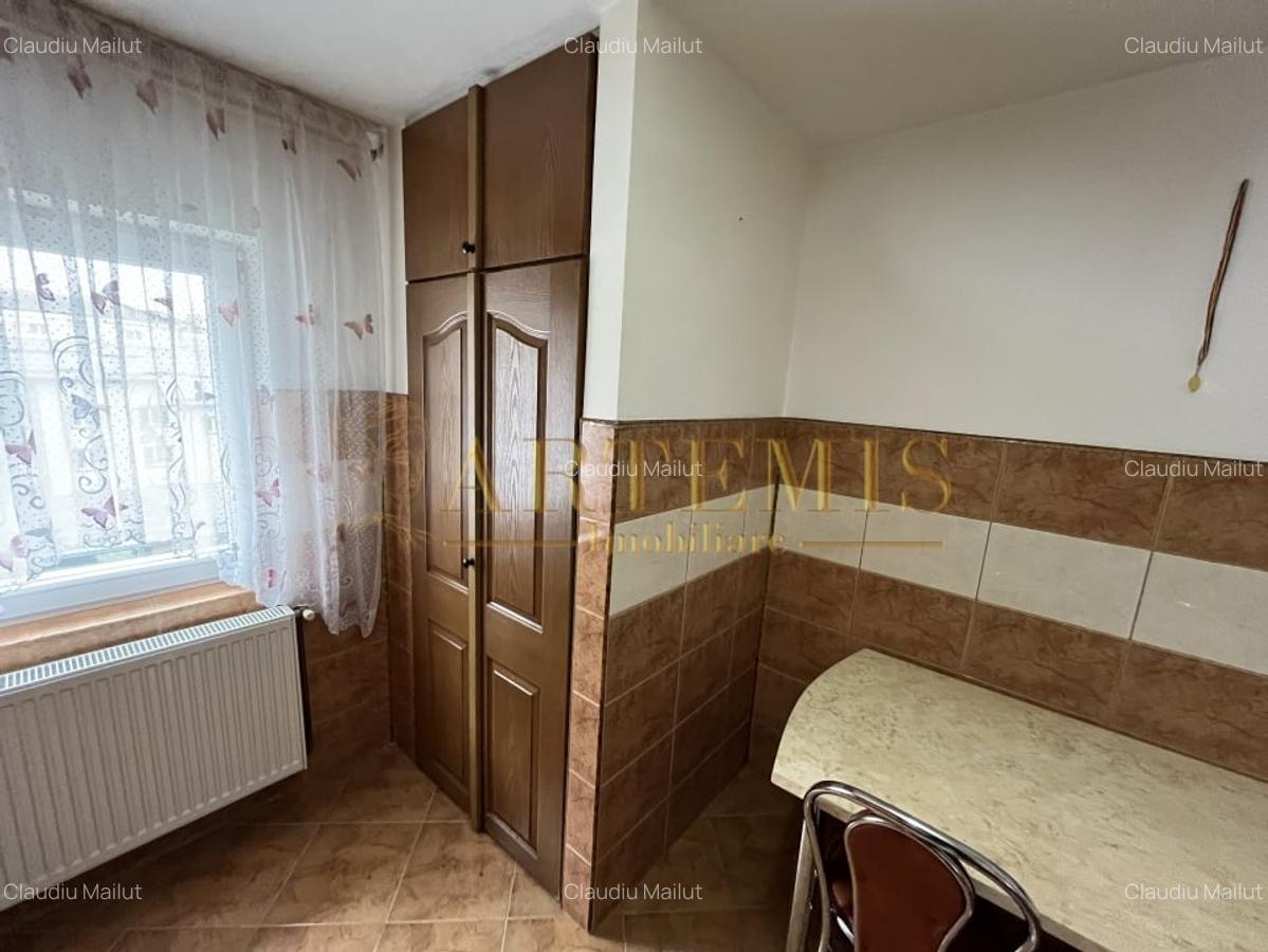 Apartament de 3 camere, decomandat,68 mp., zona Lama - 5