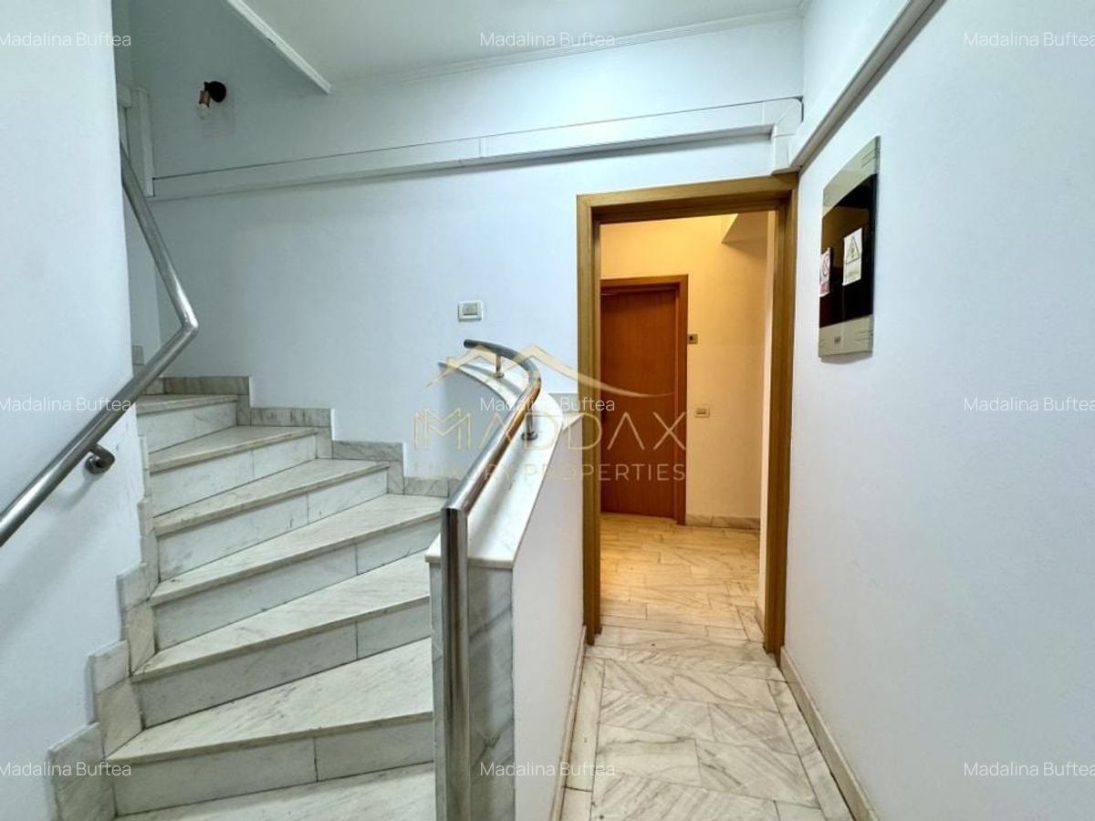 Vila cu 13 camere *460mpu* + garaj // Dorobanți - 24