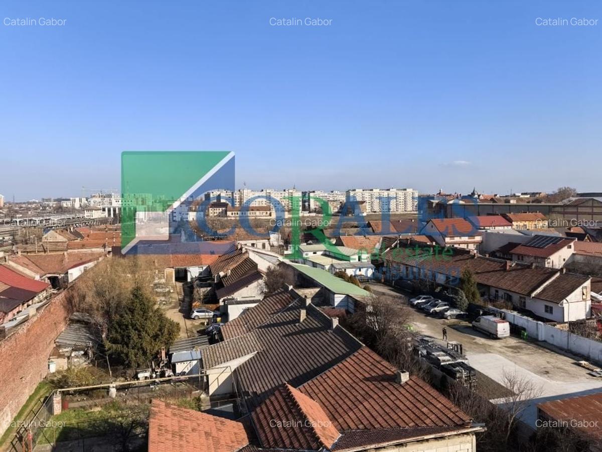 Apartament spațios cu 4 camere, terasă de 40 mp – zona centrală! - 1