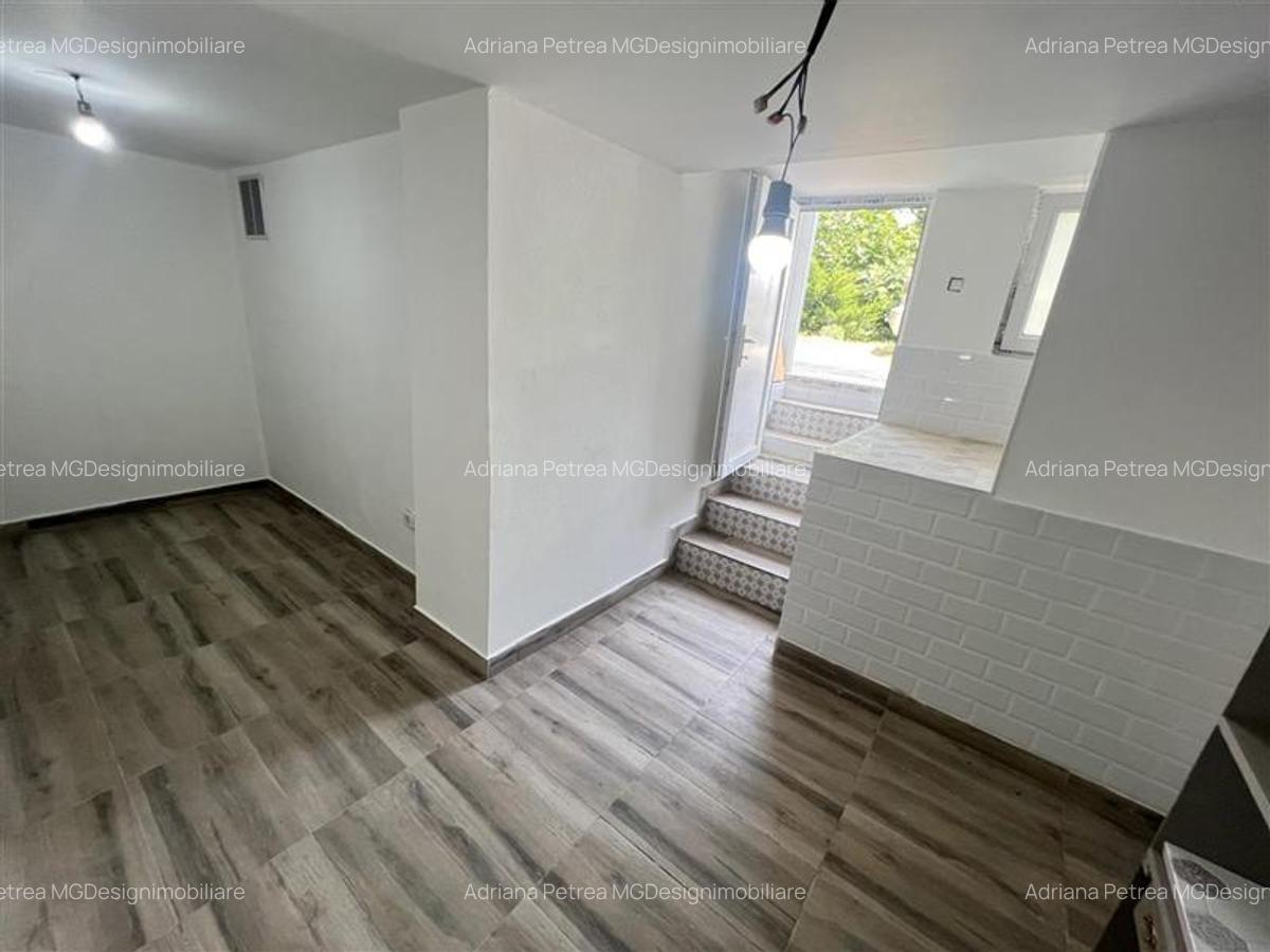 Apartament cu 3 camere decomandat în Bălcescu - 25