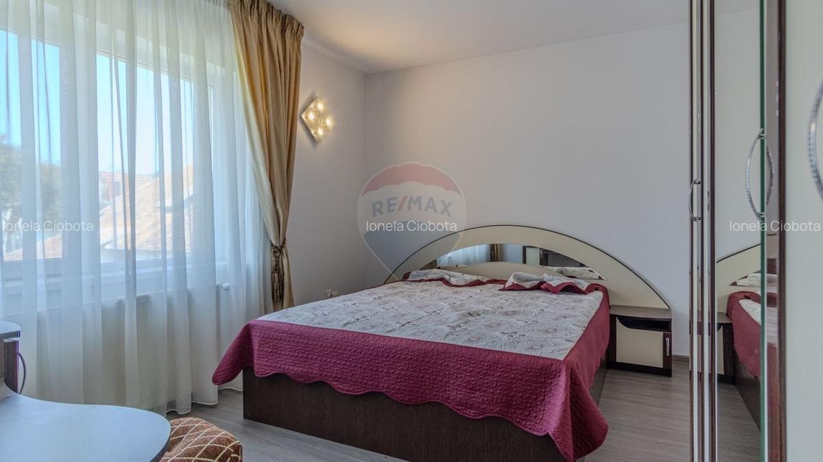 Casa / Vila cu 10 camere de vanzare in Moieciu de Jos - 18