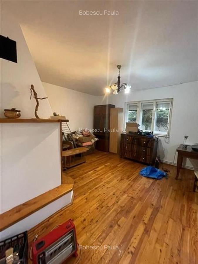 Casa 5 camere,  Zona Grivitei, Brasov - 1