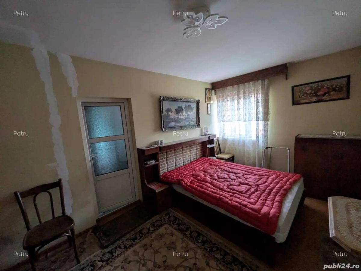 Casa de vanzare in Olesesti - 2
