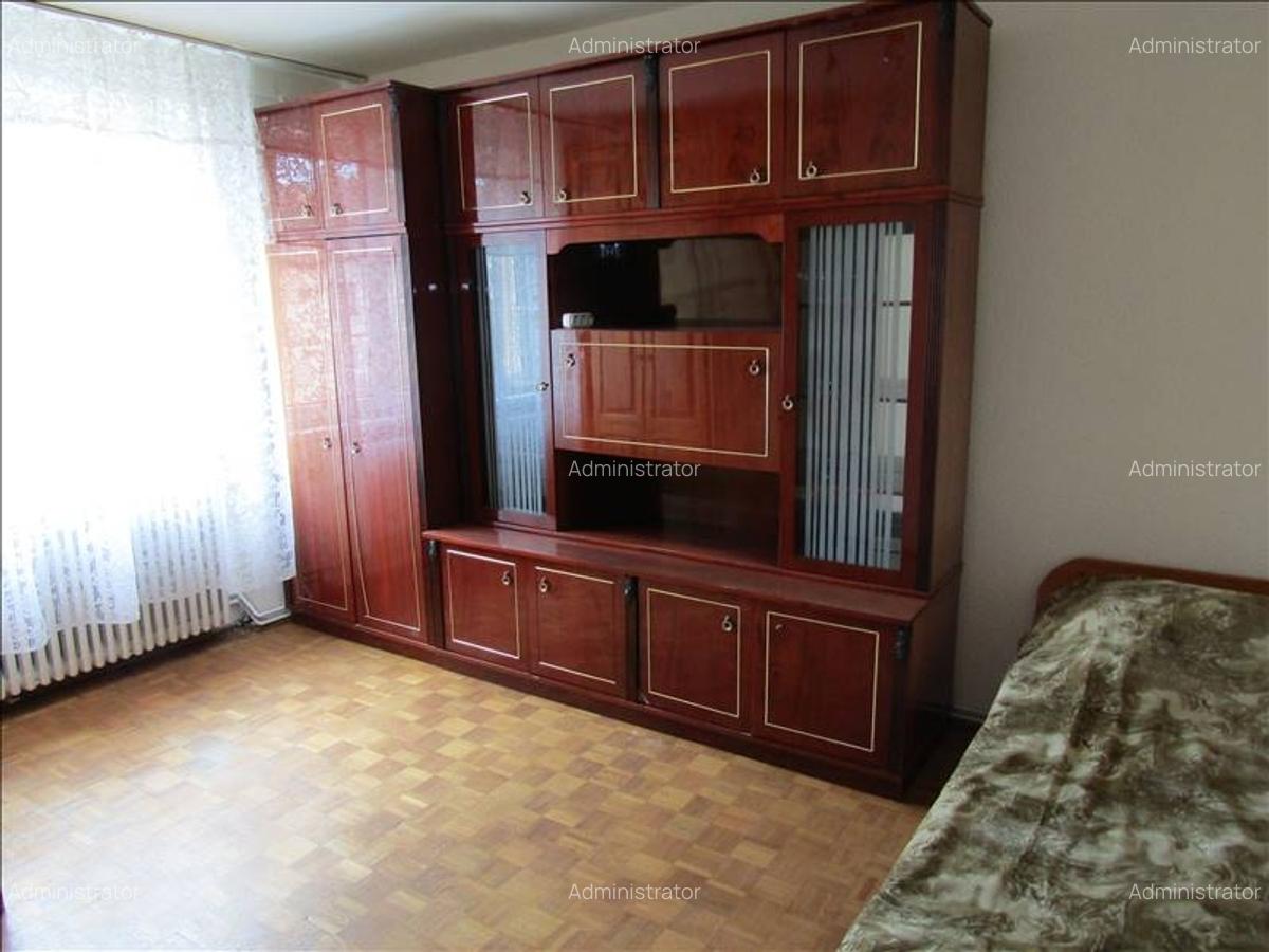Apartament zona CEDONIA- str. Luptei - 1