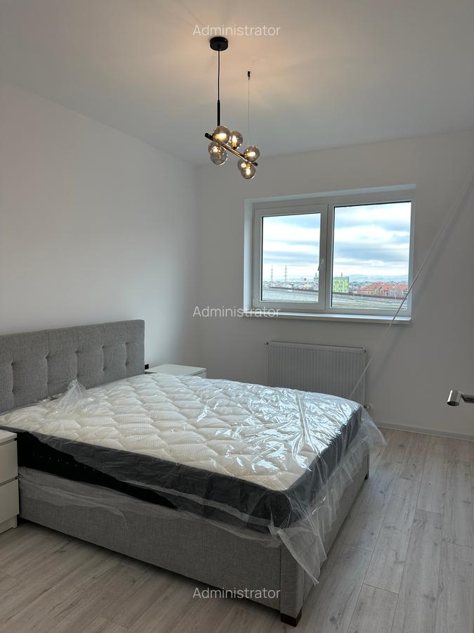 Apartament modern cu 3 camere, doua bai, etaj 4/6 (cu lift), prima inchiriere - 15