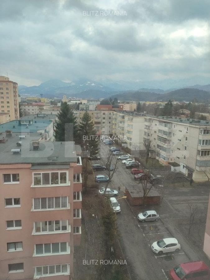 Apartament cu 4 camere, 2 bai, 2 balcoane, 92 mp, loc de parcare, zona Astra - 5