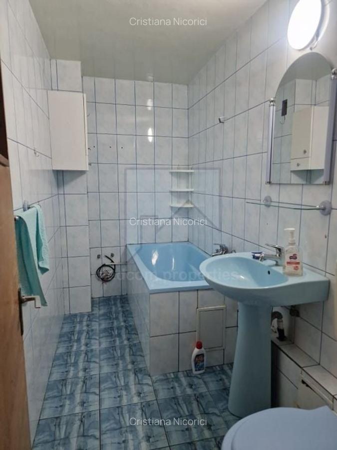 Apartament cu 3 camere decomandat, mobilat în Sebastian - 14