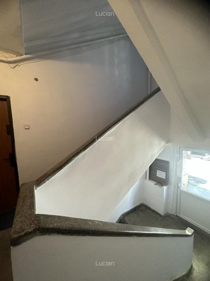 Floreasca, 2 camere decomandate, parter inalt, balcon, centrala proprie - 23