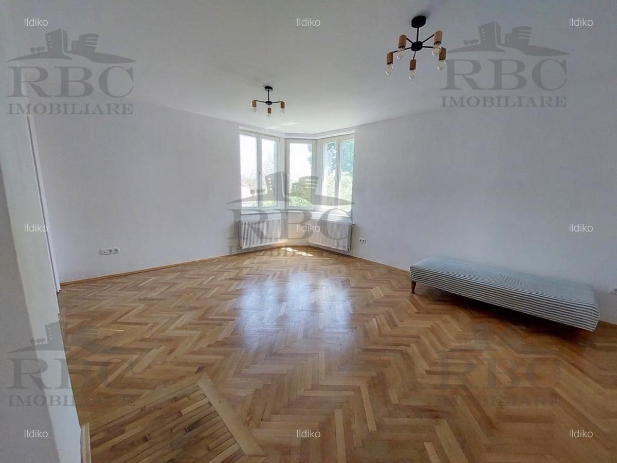 Apartament  in vila pe strada Emil Racovita - 7
