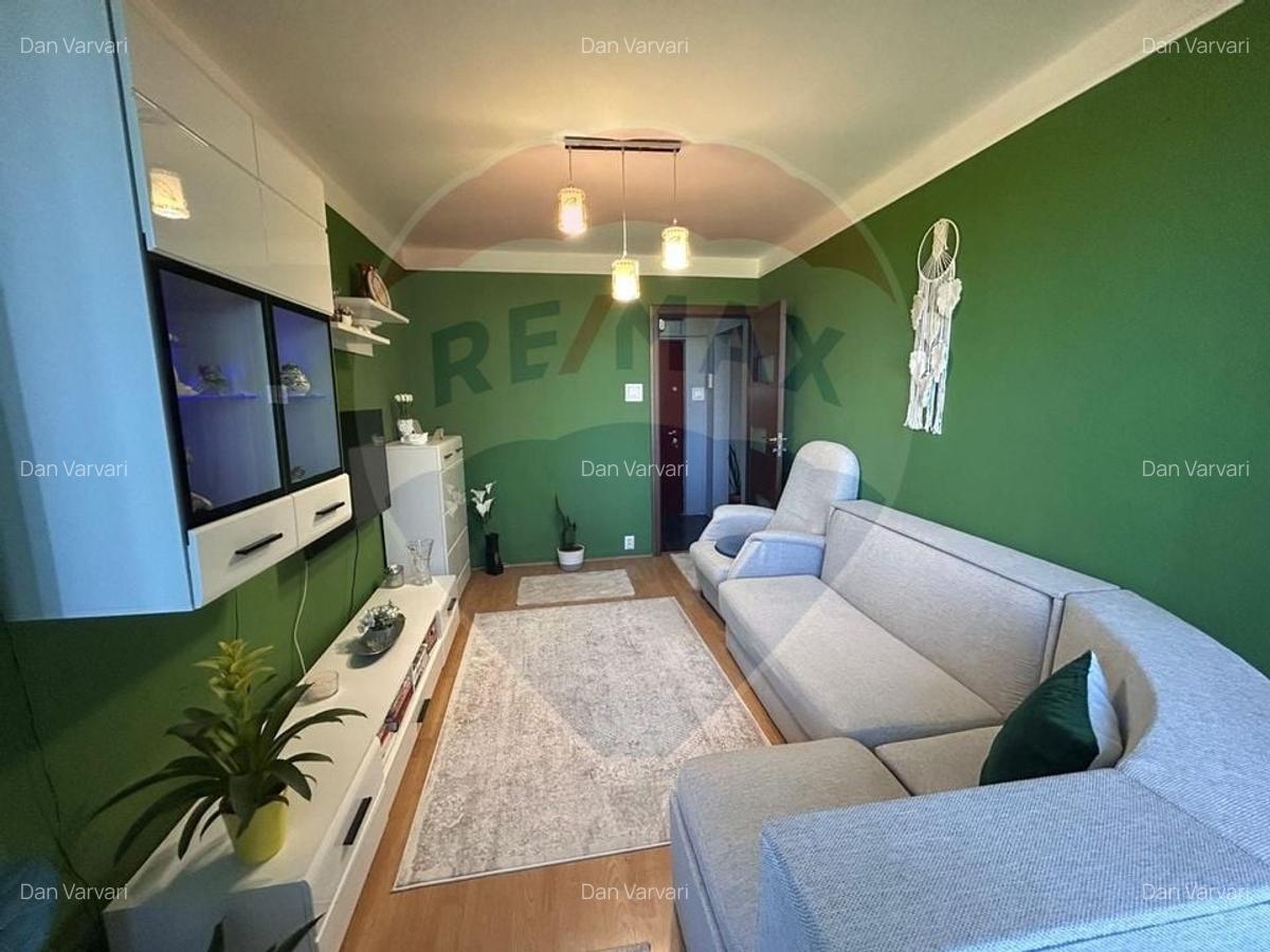 Apartament cu 3 camere decomandat, mobilat în Central - 14