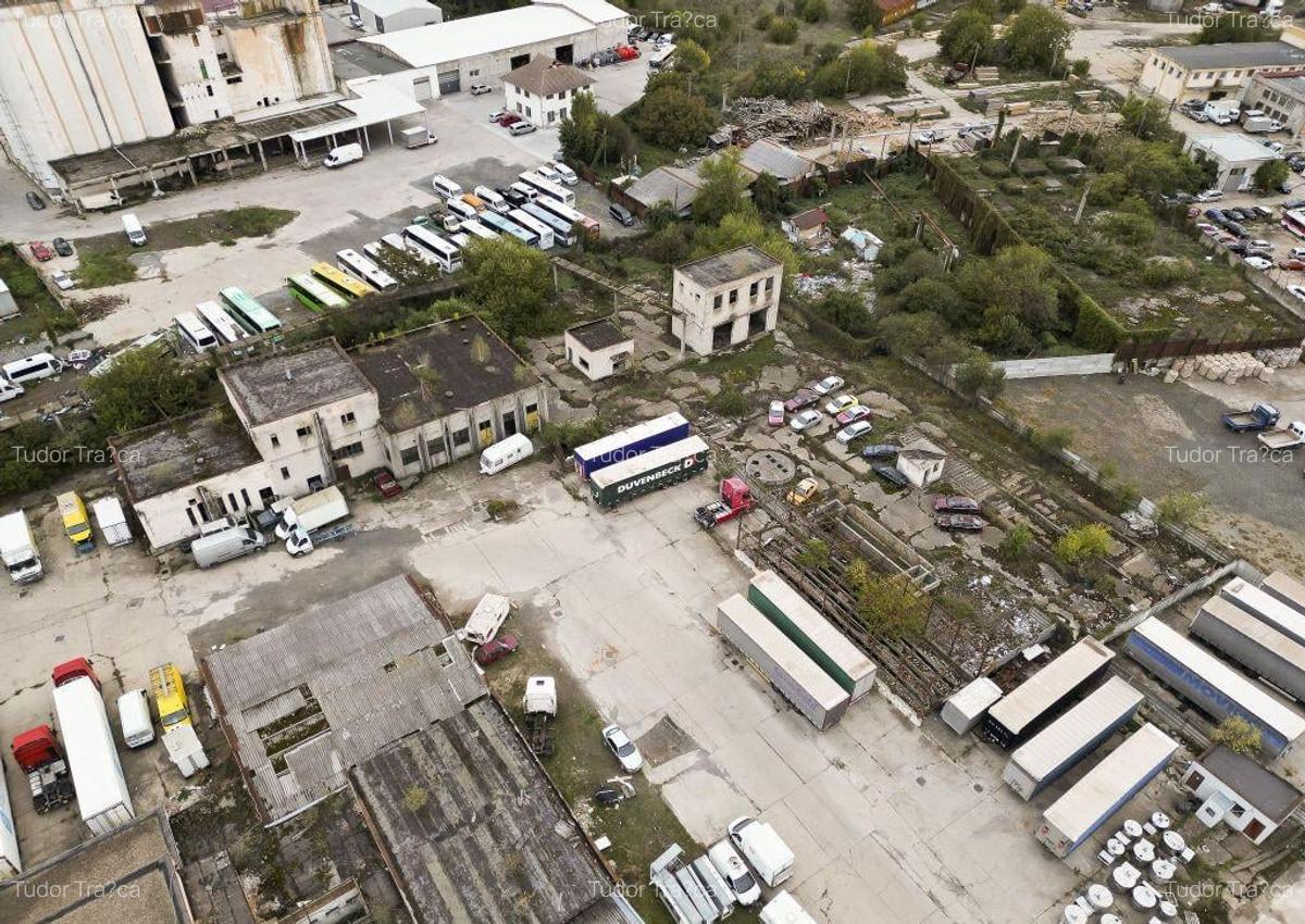 Teren industrial de 6,820mp Strada Poetului - 7