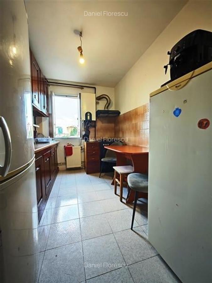 Vanzare apartament 2 camere, zona Scriitorilor, etajul 3/4 - 17