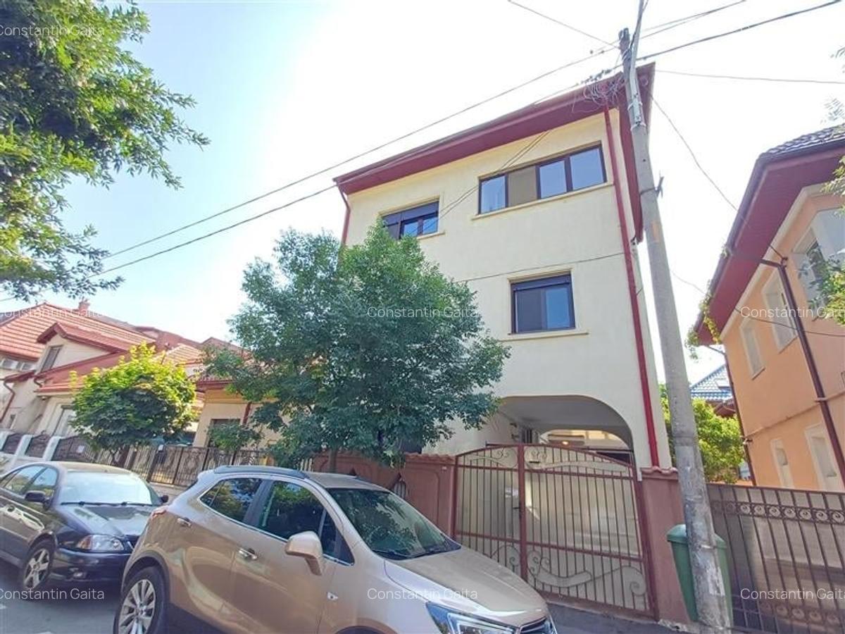 Casa 7 camere - 232 s.u. - Piata Domenii - comision 0% - 1