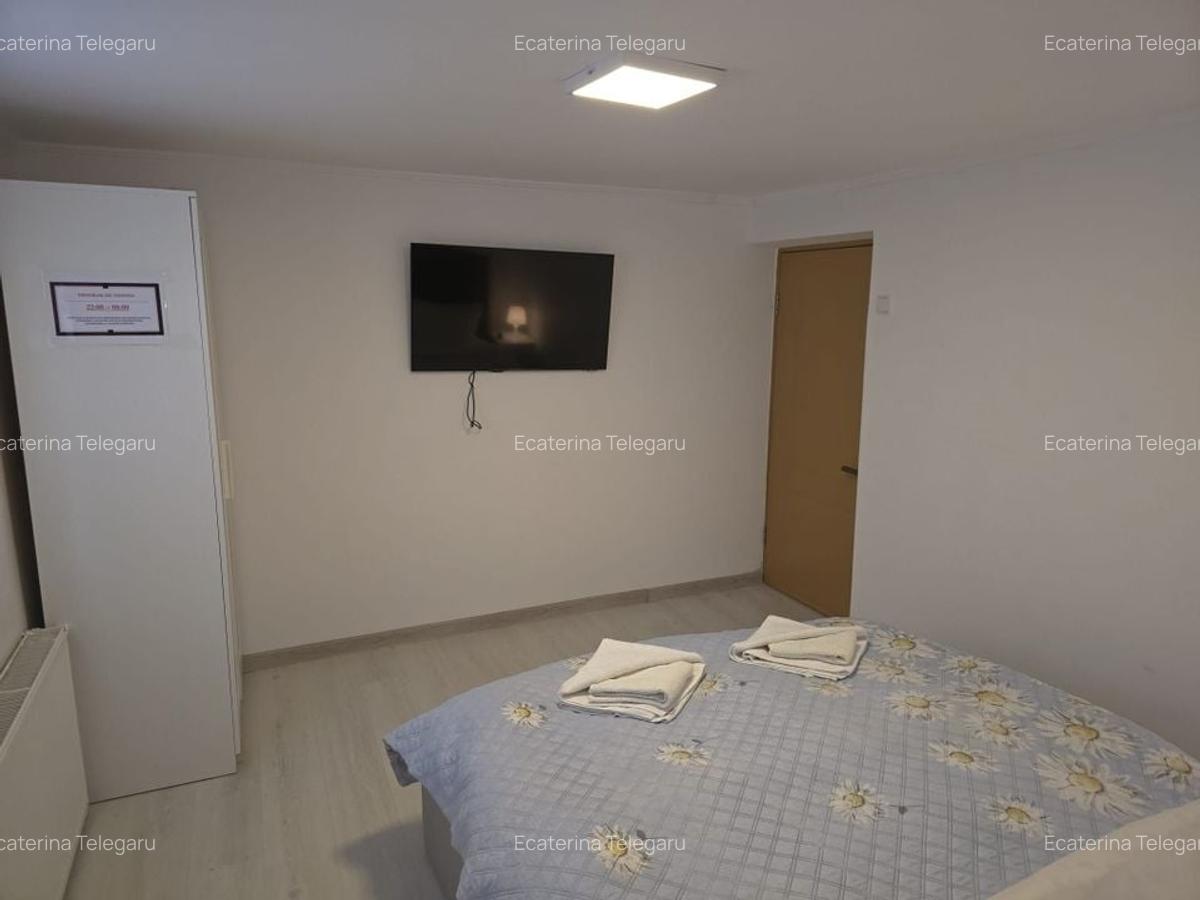 Pensiune la Cheia, moderna, functionala in totalitate, vedere mirifica (chirie) - 11 Pensiune la Cheia, moderna, functionala in totalitate, vedere mirifica (chirie) - 11