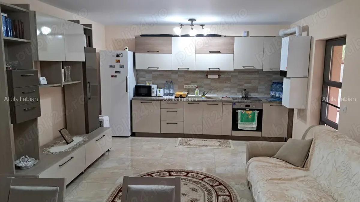 Vind casa urgenin Ceuasu de Cimpie 4 camera, living+bucatarie, bucataria mica,2 bai,2 garai,2 terasa - 4