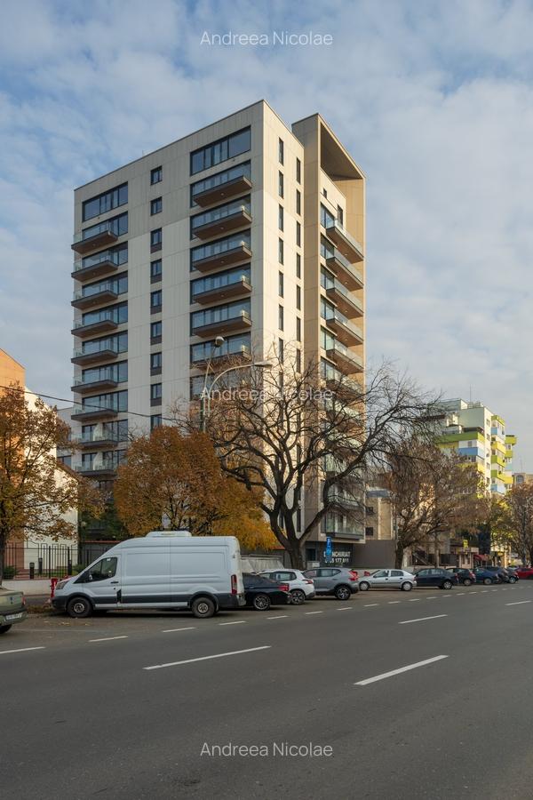 Apartament cu 3 camere decomandat în Cotroceni - 2