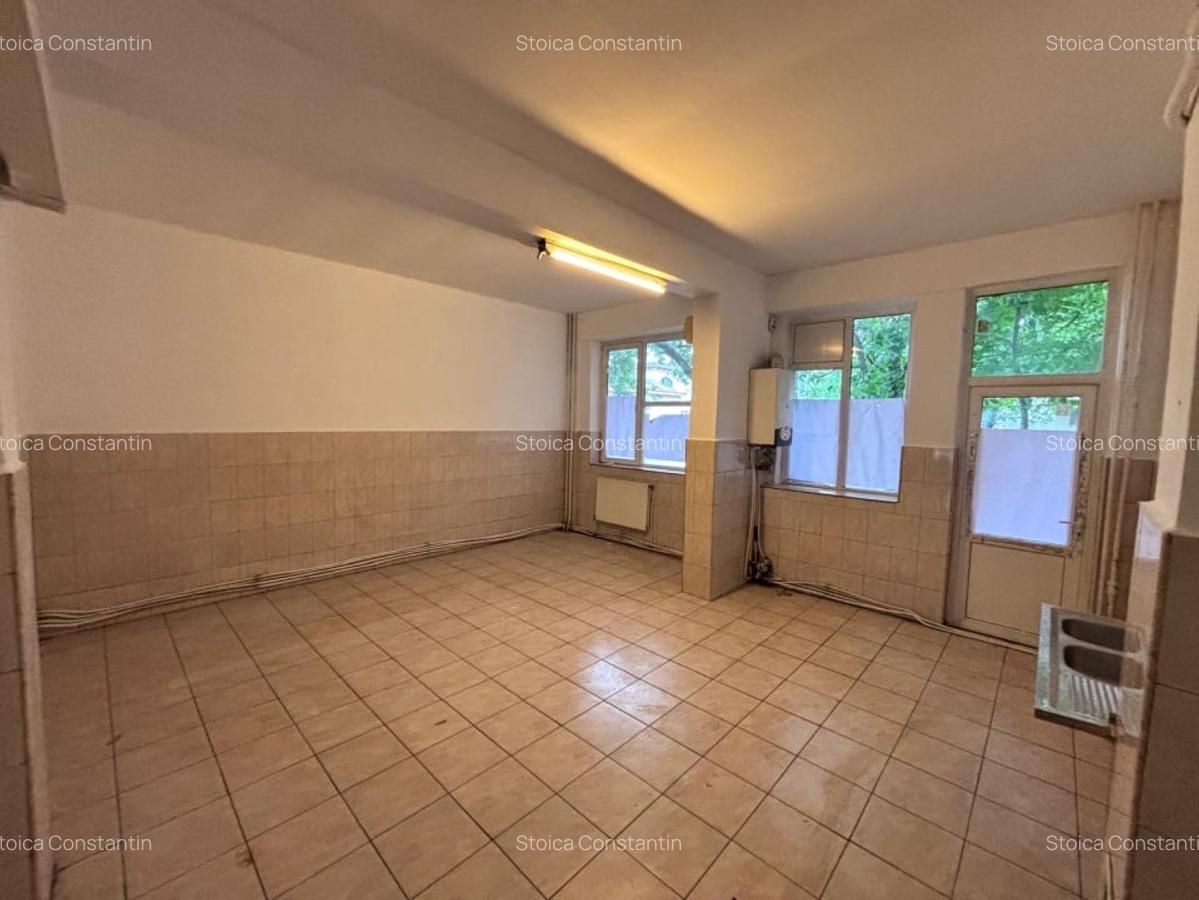 SPATIU COMERCIAL - 4
