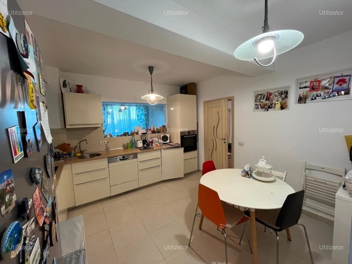Apartament 3 camere, 93 mp, Damaroaia - 9