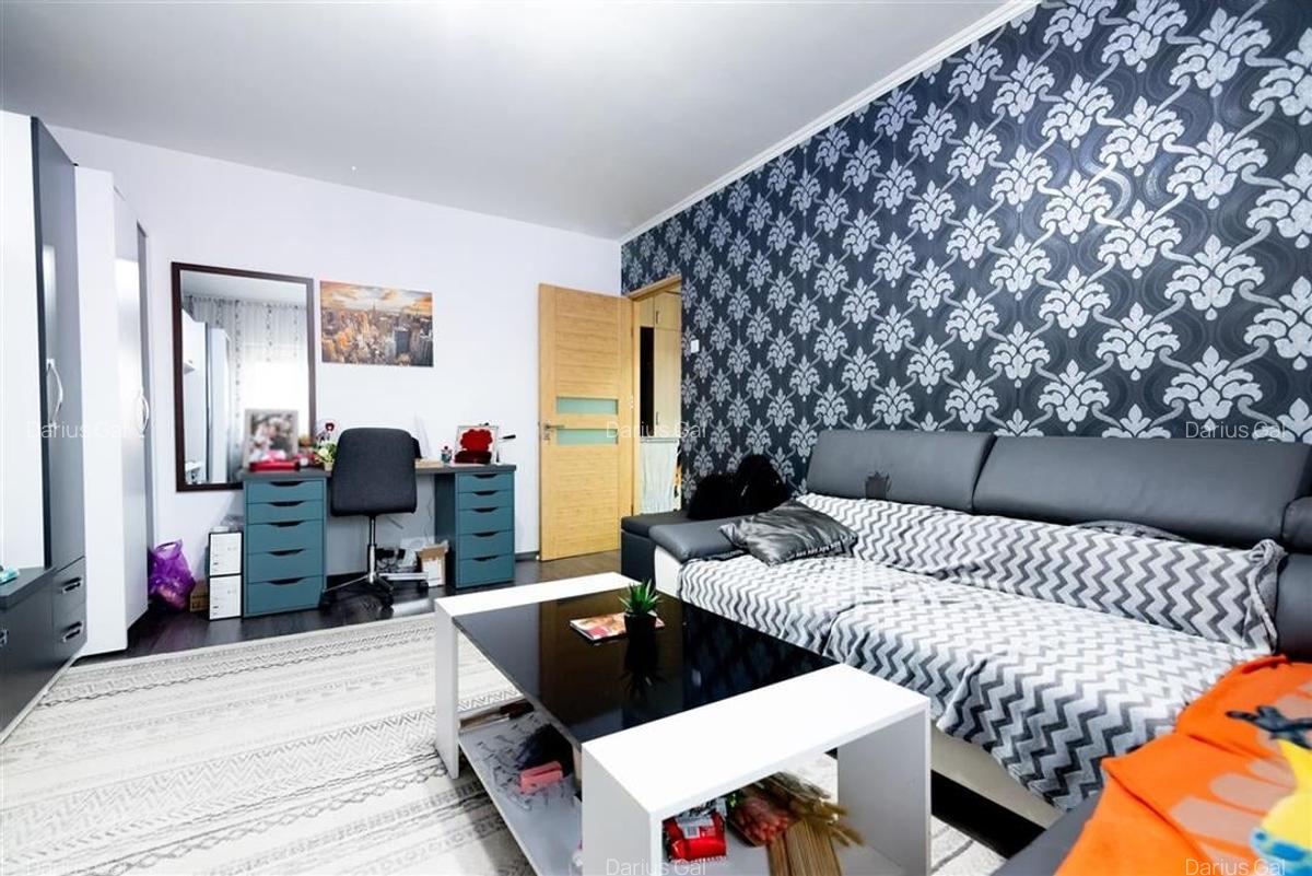Apartament cu 2 camere decomandat în Rogerius - 5