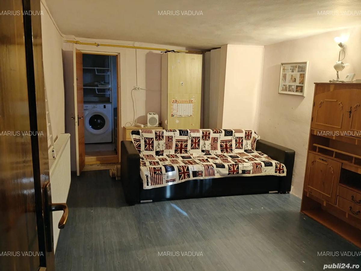 Casa Razvad - gaze, apa, curent, incalzire centrala - 5