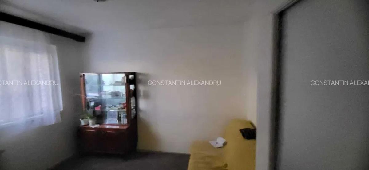 Apartament cu 3 camere in Micro 18 - 2