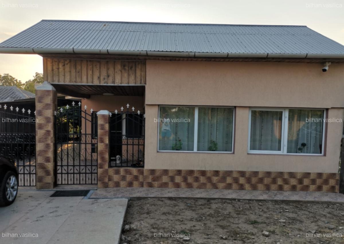 Casa cu teren comuna Andrasesti - 1