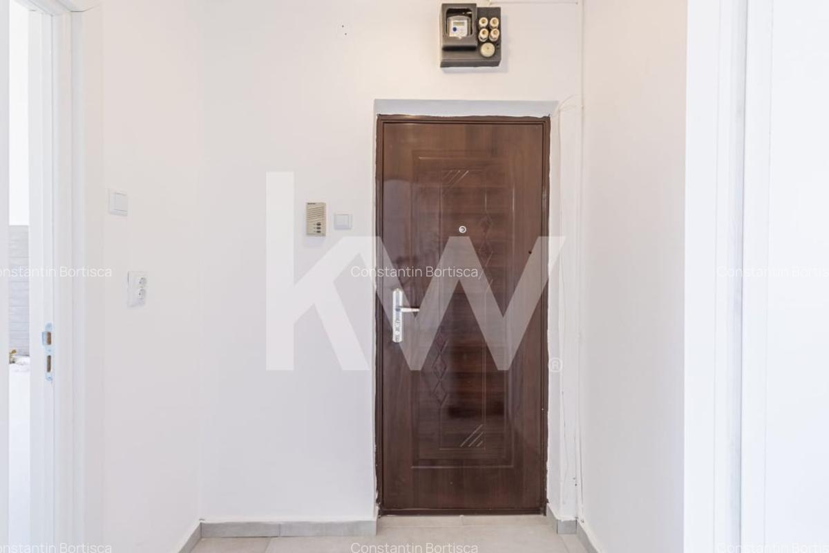 Apartament cu 2 camere semidecomandat în Florilor - 11