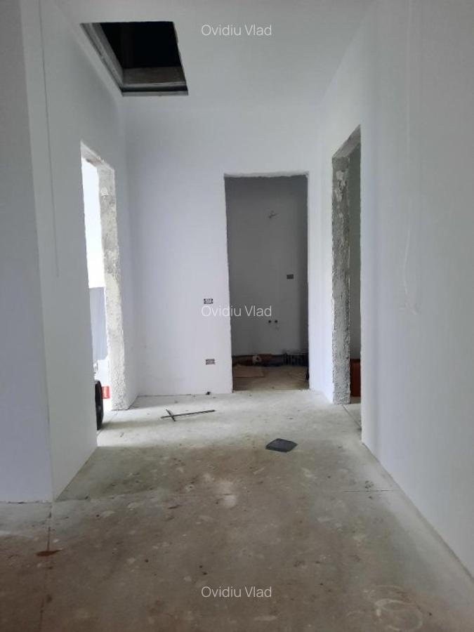 VILA PARTER TOP 4 camere 2 bai placa beton 923mp incalzire pardoseala semineu - 42