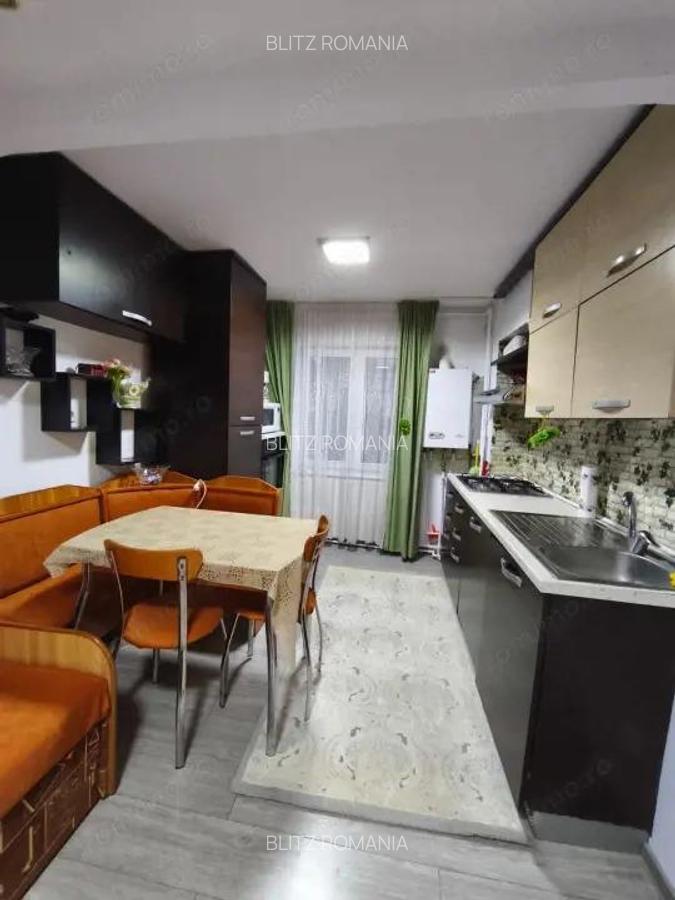 Apartament 2 camere, etaj 2, Siret - 1
