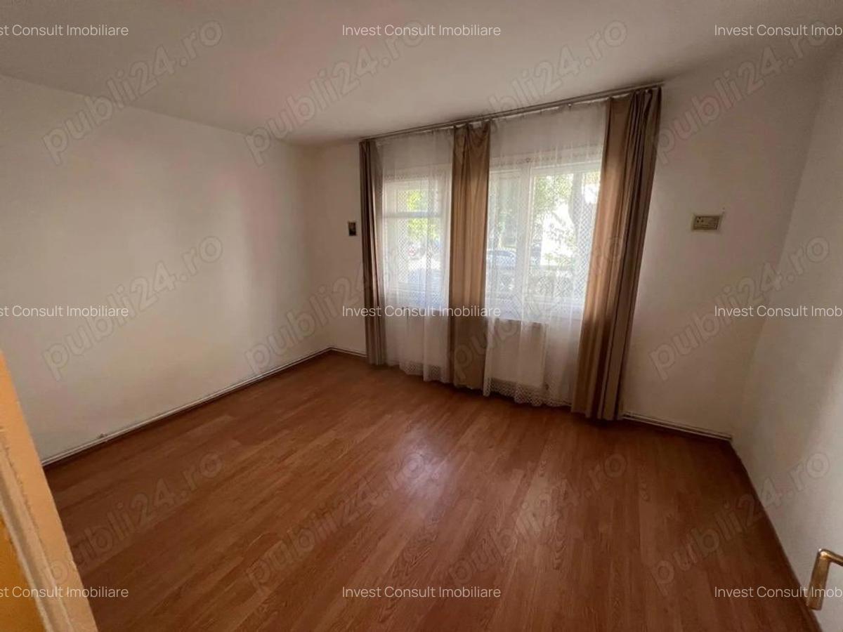Apartament 3 camere - Micro 16 Str. Sanatatii - 3
