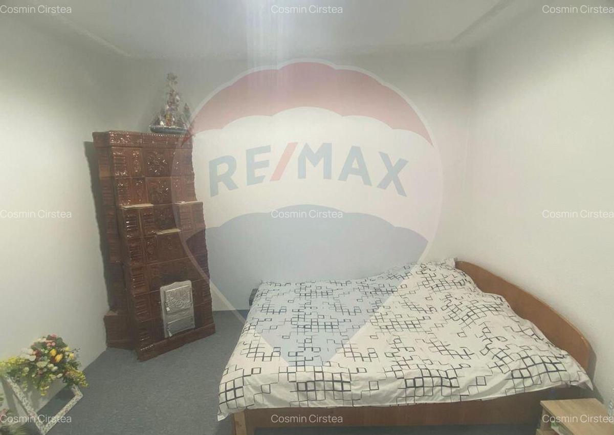 DE VANZARE Casa Oras Budesti/Jud Calarasi in zona Centrala - 5