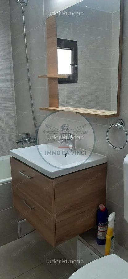 I^nchiriez apartament 3 camere i^n zona centrala? - 4