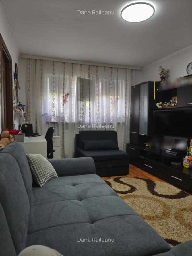 Vând apartament cu 2 camere, semidecomandat - 2