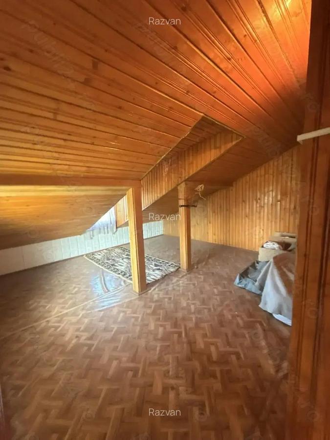 Casa spa?ioasa cu curte, in zona Salaj - 5
