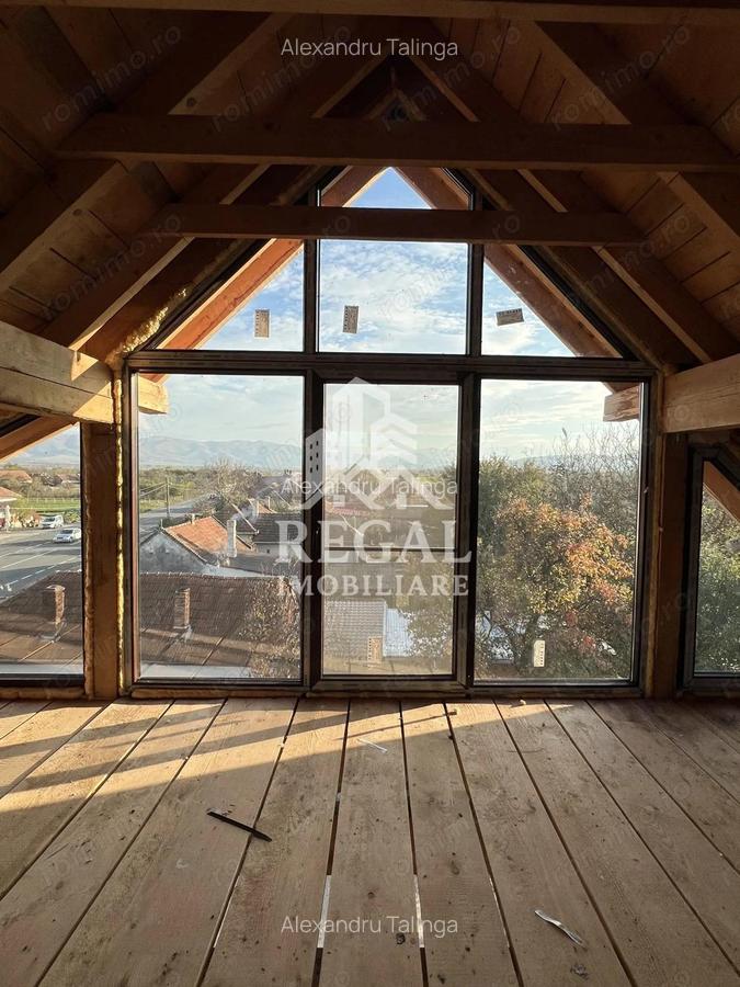 Casa spa?ioasa de vanzare in Ru?i pentru locuin?a sau investitie - 16