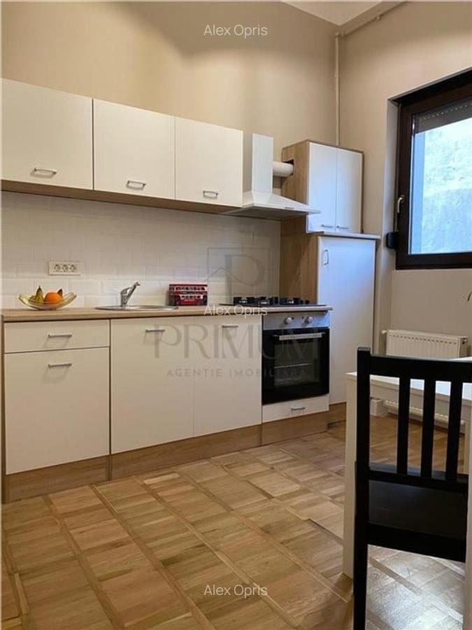 Apartament spatios - zona medicina /prefectura - compartimentare deosebita - 5